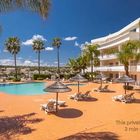 Azure Your Cosy Getaway Near & Pool *